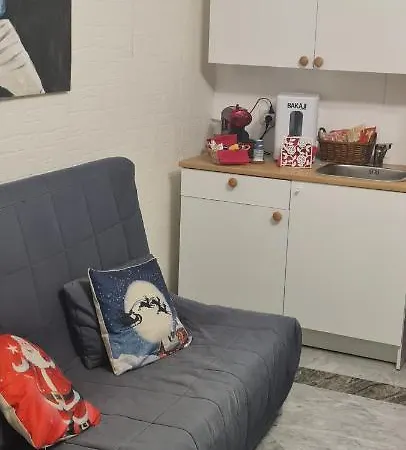 Le Ginestre In Centro Bed & Breakfast 3*