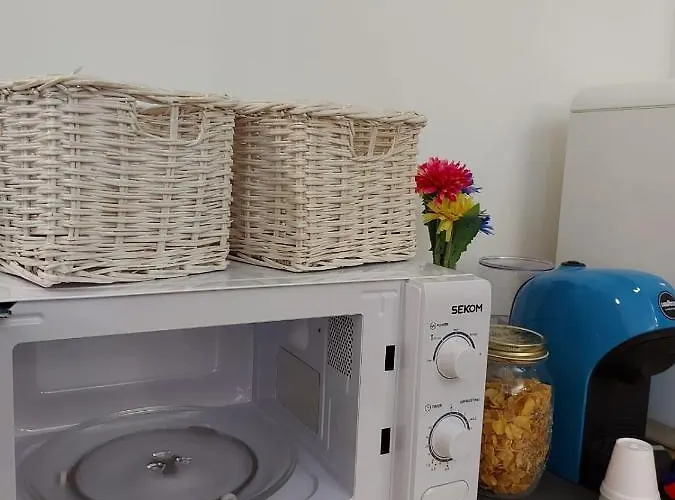 Oda ve Kahvaltı Le Ginestre In Centro 3*