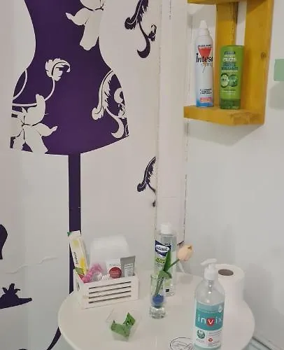 Oda ve Kahvaltı Le Ginestre In Centro Salerno
