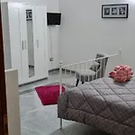 Le Ginestre In Centro Bed & Breakfast