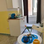 Le Ginestre In Centro Bed & Breakfast Salerno
