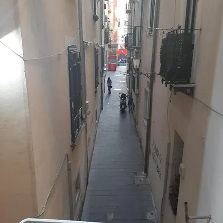 Bed and breakfast Le Ginestre In Centro Salerno