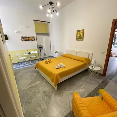 Le Ginestre In Centro Bed & Breakfast *