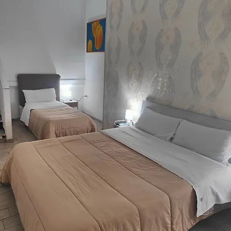 Bed & Breakfast Le Ginestre In Centro 3*