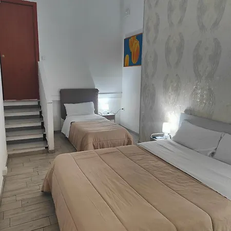Bed & Breakfast Le Ginestre In Centro Salerno